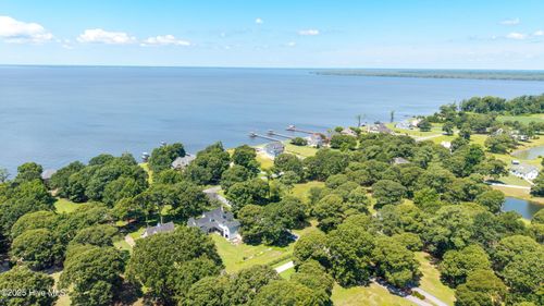 229 Lake Wood Dr, Edenton, NC, 27932-8041 | Card Image