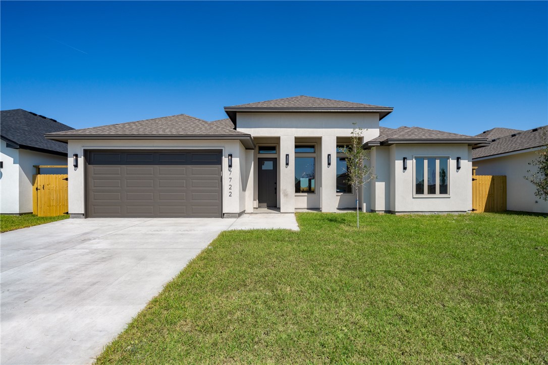 Roman Dr, Corpus Christi, TX 78414