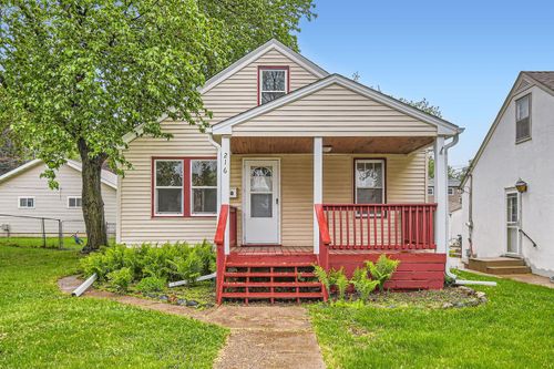 216 14th Ave S, South Saint Paul, MN, 55075-2126 | Card Image