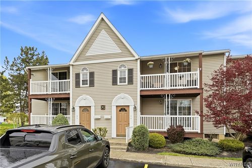 k4-400 West Ave, West Seneca, NY, 14224-2048 | Card Image