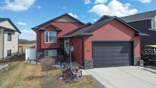 6520 58 Ave, Innisfail, AB, T4G0A9 | Card Image