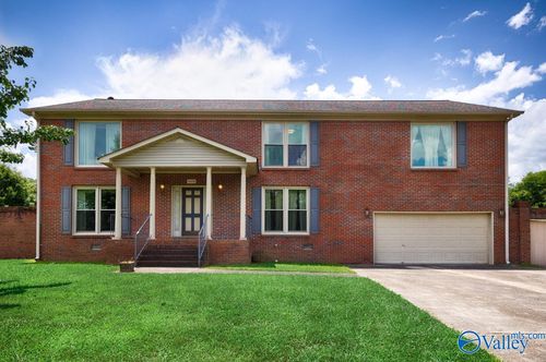 9608 Waldrop Dr Se, Huntsville, AL, 35803-2629 | Card Image