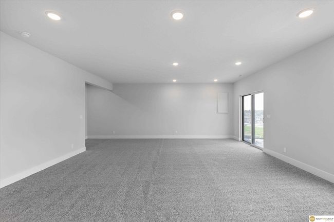 10901 N 161 St St, House other with 5 bedrooms, 4 bathrooms and 3 parking in Bennington NE | Image 27