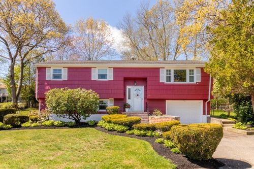 89 Fernandez Cir, Randolph, MA, 02368-4905 | Card Image
