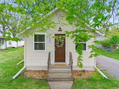 935 Hammond Ave, Rice Lake, WI, 54868-1212 | Card Image