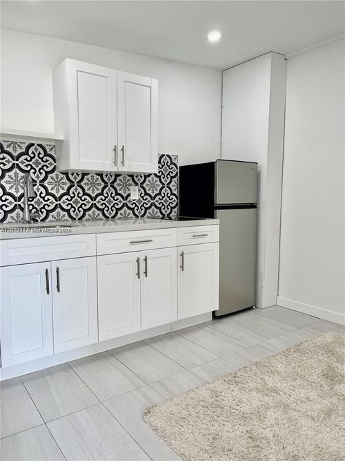 3-2310 N 57th Way, Hollywood, FL, 33021-3220 | Card Image