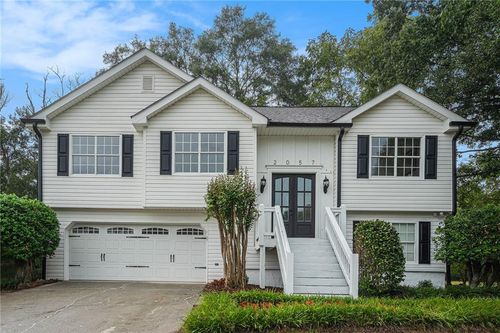 2057 Blackberry Ln, Auburn, GA, 30011-2226 | Card Image