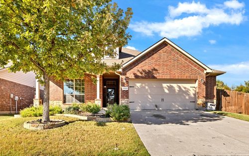 10913 Middleglen Rd, Haslet, TX, 76052-6173 | Card Image