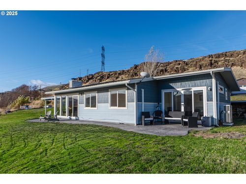 350 Bluff Rd, Wishram, WA, 98673-0801 | Card Image