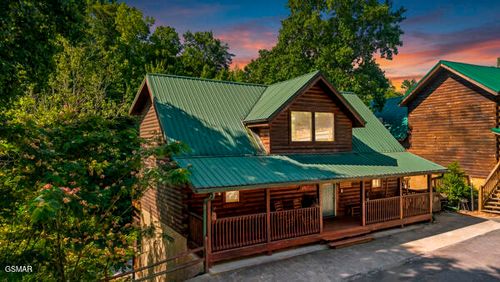 620 Chickasaw Gap Way, Pigeon Forge, TN, 37863 | Card Image