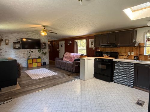 9899 E 18 1/2 Rd, Manton, MI, 49663-8553 | Card Image