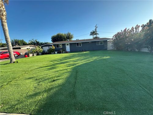 1582 Garland Ave, Tustin, CA, 92780-3933 | Card Image