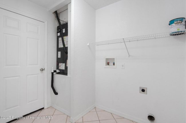 8408 Nuzum Rd, House other with 3 bedrooms, 2 bathrooms and null parking in Weeki Wachee FL | Image 32