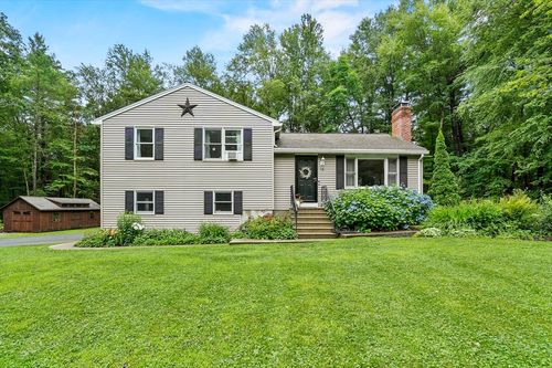 16 Carrier Ln, Sutton, MA, 01590-1621 | Card Image