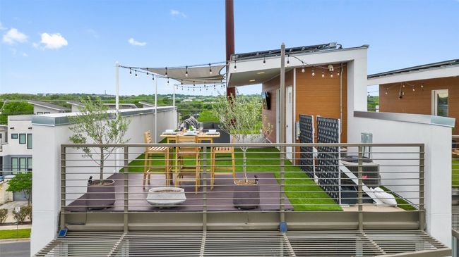Rooftop Deck | Image 31