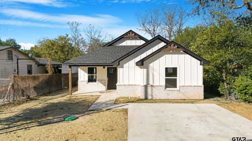 917 Crosby St, Tyler, TX, 75701-1111 | Card Image