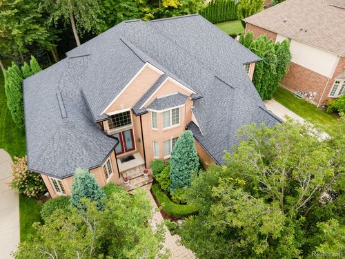 13046 Partridge Run, Shelby Township, MI, 48315-6942 | Card Image