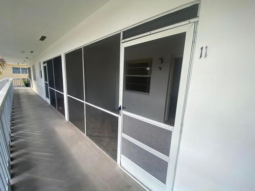 11-705 Ne 2nd St, Hallandale Beach, FL, 33009-8517 | Card Image