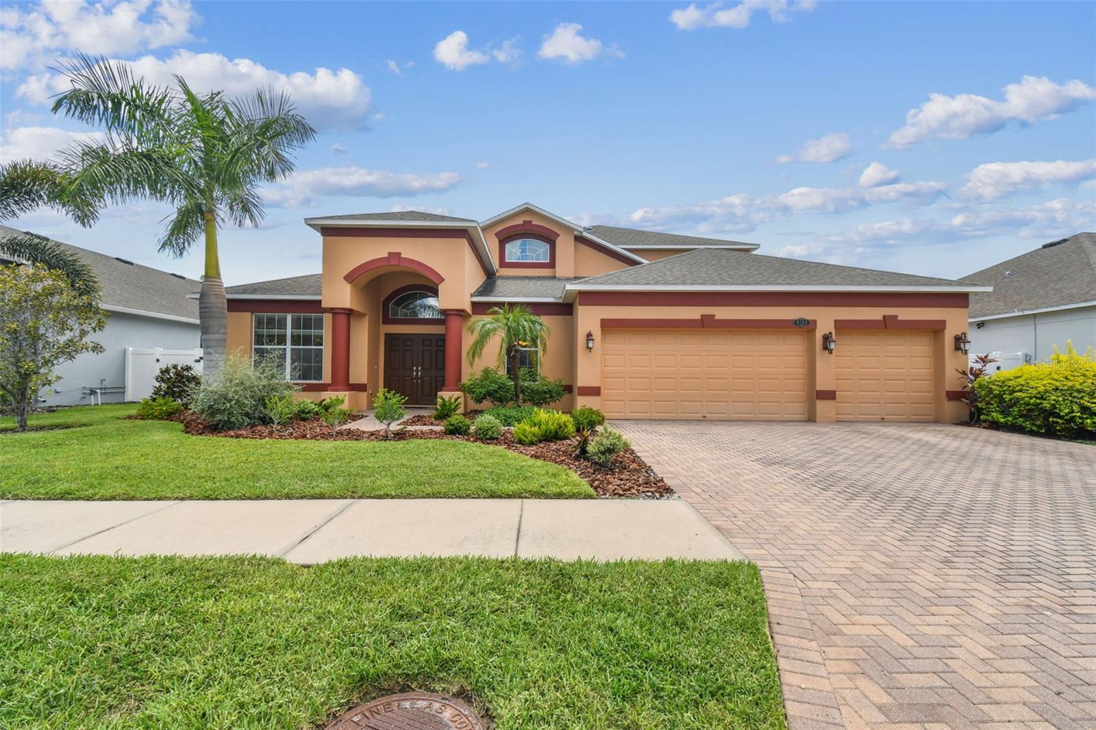 Sugar Loaf Way, Seminole, FL 33776