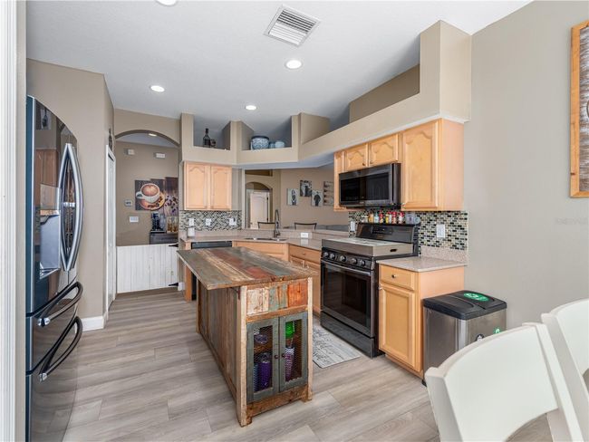 6018 Gannetdale Dr, House other with 5 bedrooms, 2 bathrooms and null parking in LITHIA FL | Image 17
