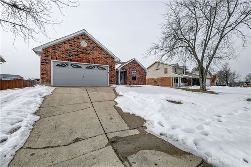 6800 Deer Bluff Drive, Dayton, OH, 45424 | Card Image