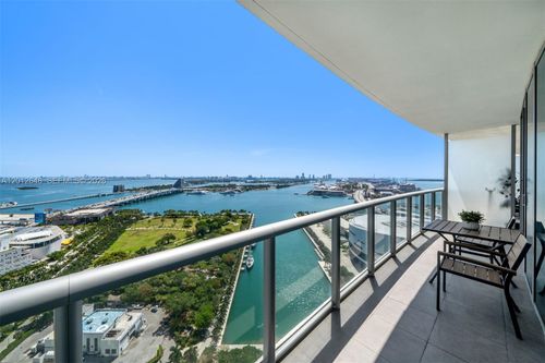 3111-888 Biscayne Blvd, Miami, FL, 33132-1516 | Card Image