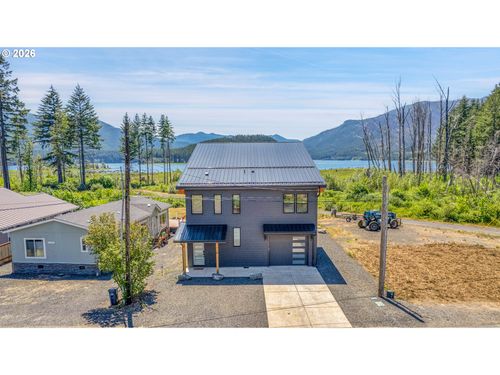 360 W Santiam Ave, Detroit, OR, 97342-0035 | Card Image