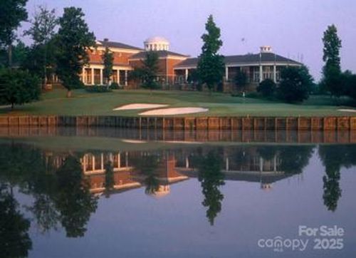 19310 River Falls Dr, Davidson, NC, 28036-8864 | Card Image