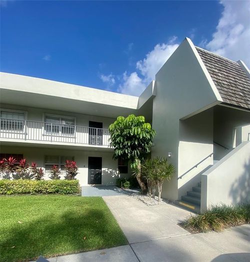 apt-102-4007 N Cypress Dr, Pompano Beach, FL, 33069-4128 | Card Image