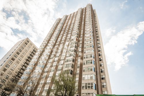 apt-2706-525 Hawthorne Pl, Chicago, IL, 60657-2906 | Card Image