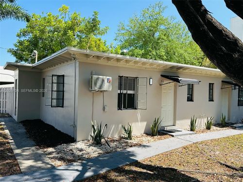 4-417 Se 14th Ct, Fort Lauderdale, FL, 33316-1957 | Card Image
