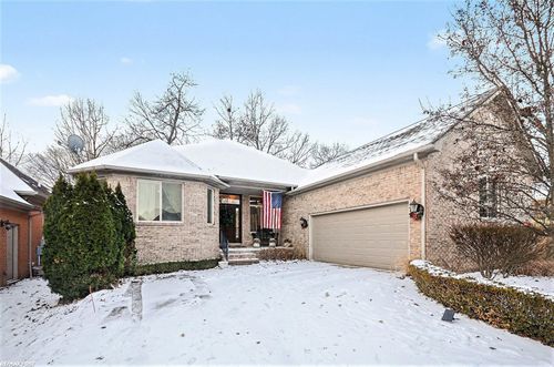 58843 Gallery Ct, Washington Township, MI, 48094-4323 | Card Image