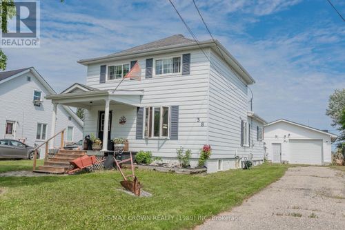 38 Third Avenue, Smooth Rock Falls (SRF), ON, P0L2B0 | Card Image