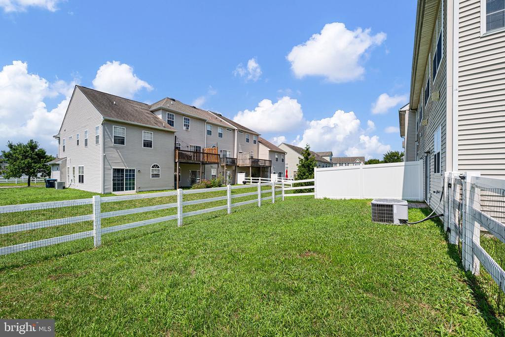 Residential in SMYRNA 4
