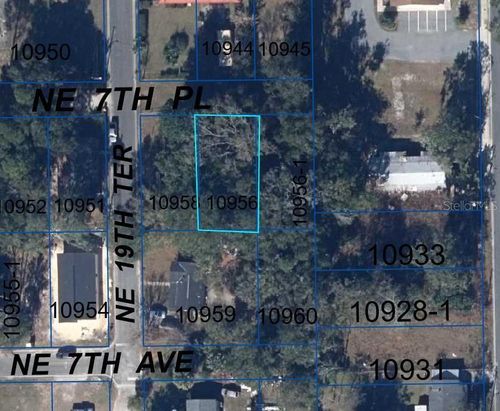 1929 Ne 7th Pl, GAINESVILLE, FL, 32641-5879 | Card Image
