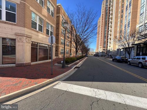 apt-361-12000 Market St, RESTON, VA, 20190-6202 | Card Image