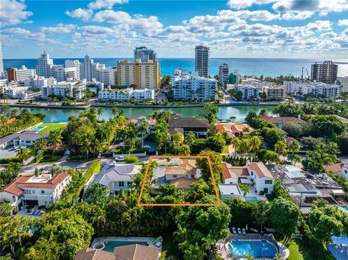 3586 Flamingo Dr, Miami Beach, FL, 33140-3923 | Card Image
