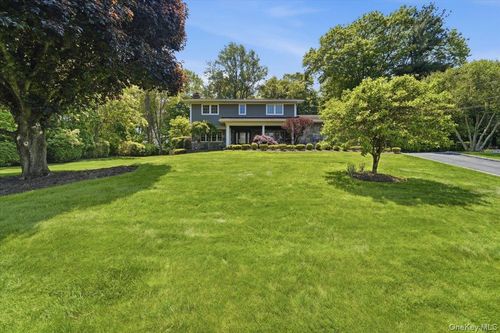 10 Foxwood Ln, Thornwood, NY, 10594-1934 | Card Image