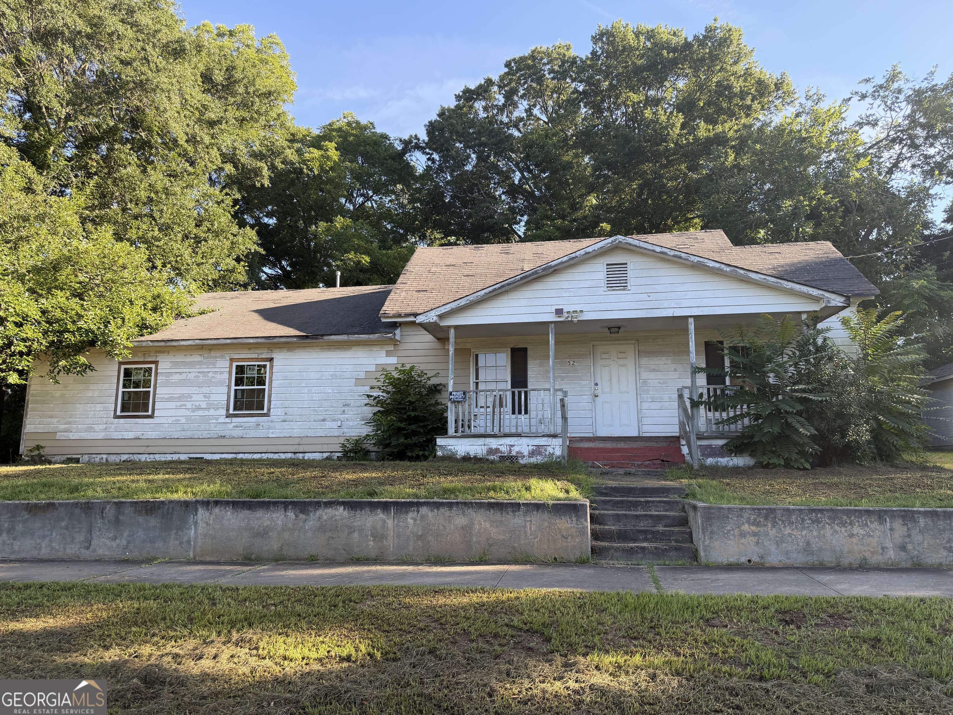 Commercial Sale in Griffin
