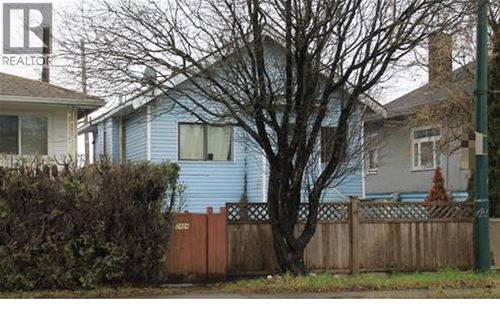 2472 E 41st Ave, Vancouver, BC, V5R2W5 | Card Image