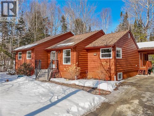 215 Bradshaw Dr, New Maryland, NB, E3C1H3 | Card Image