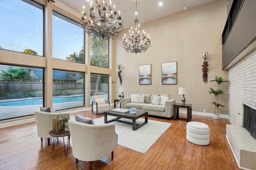 5914 Bermuda Dunes Dr, Houston, TX, 77069-1304 | Card Image