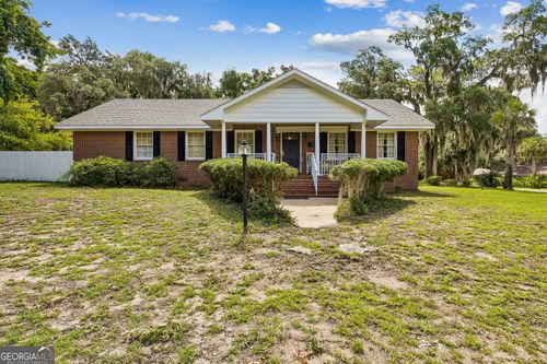 300 Dilworth St, Saint Marys, GA, 31558-8531 | Card Image