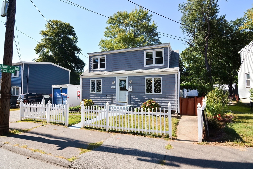 Green St, Woburn, MA 01801