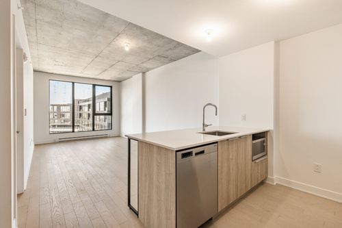 1418-505 Rue De L'Escale, Brossard, QC, J4Z0T3 | Card Image