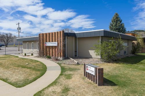 2001 7th Street, rapid city, SD, 57701 | Card Image