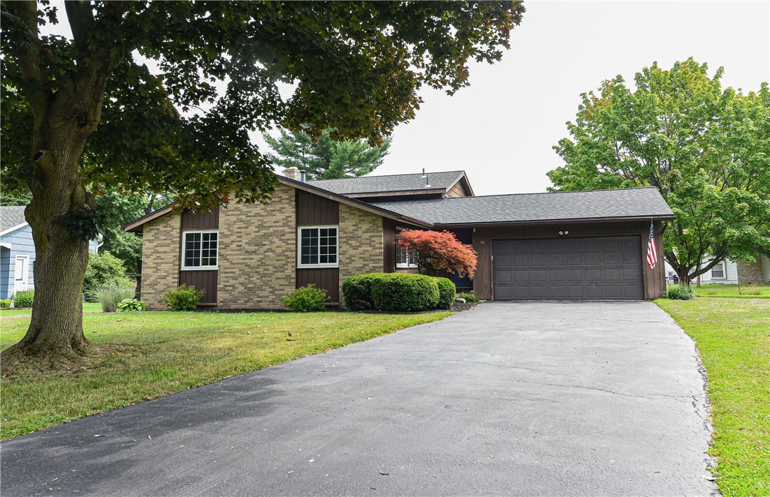 Ponty Pool Cir, Rochester, NY 14616