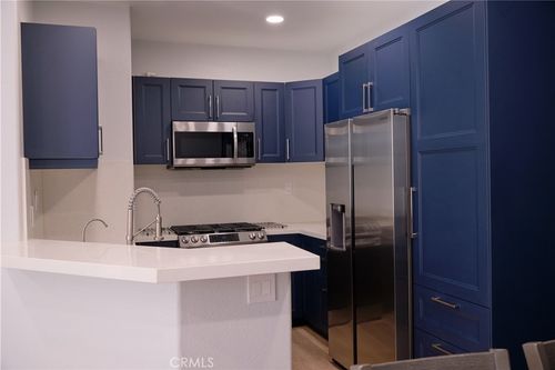 3902 Orangewood, Irvine, CA, 92618-4091 | Card Image