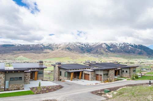 402-5235 E Moose Hollow Dr, Eden, UT, 84310-6820 | Card Image