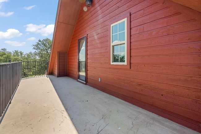 Upstairs balcony | Image 32